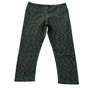 Women’s Green and Black Capri Leggings